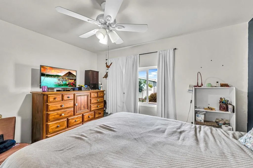 9255 N Magnolia Avenue 34