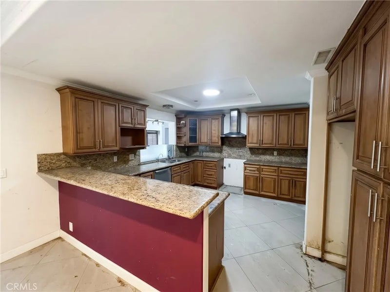 11662 Roswell