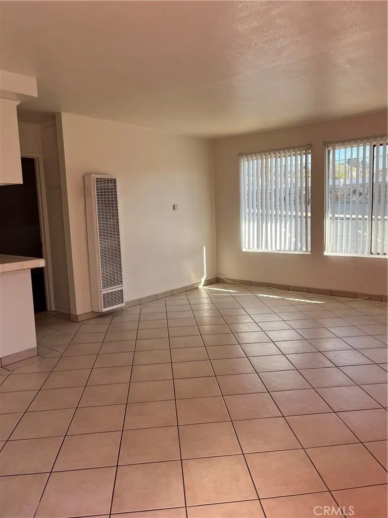 109 W Buena Vista