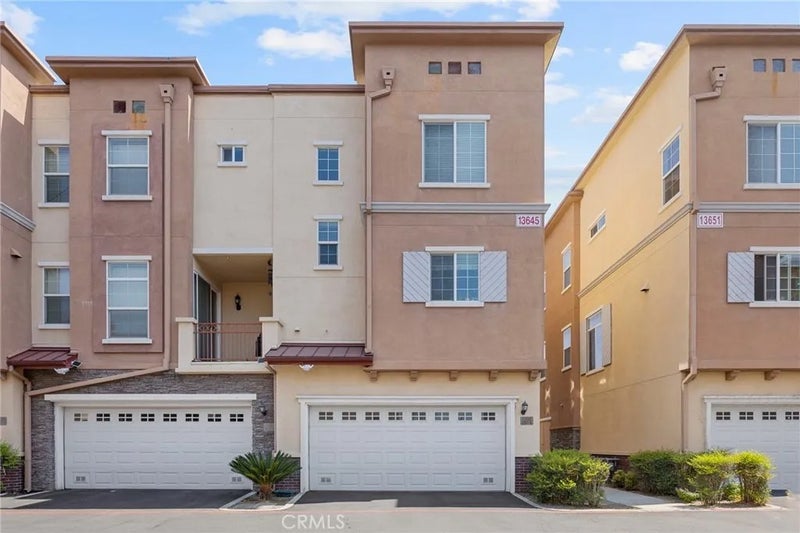 13645 Foster ave 6