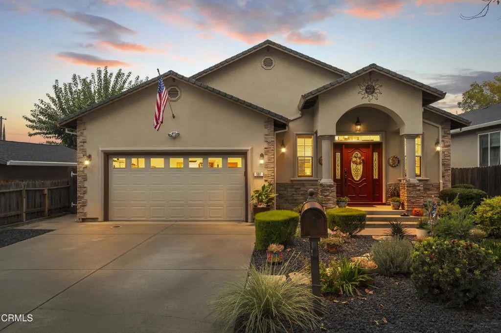 Photo of 507 Encinal Avenue, Roseville, CA 95678 (MLS # V1-33582)