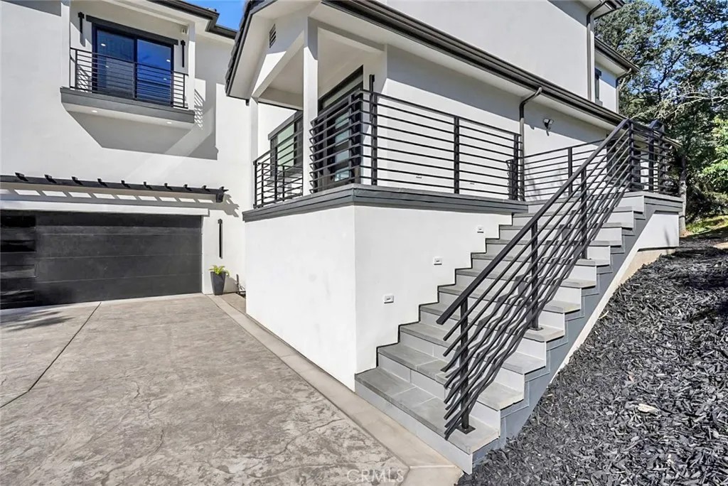 805 Lode Court