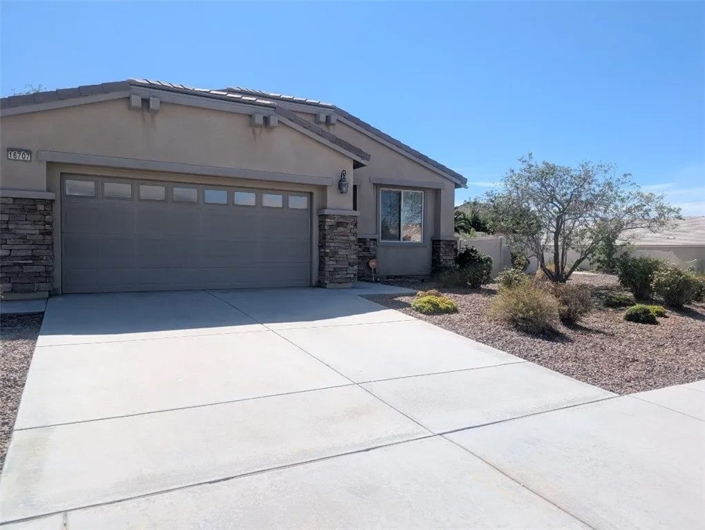 16707 Ukiah