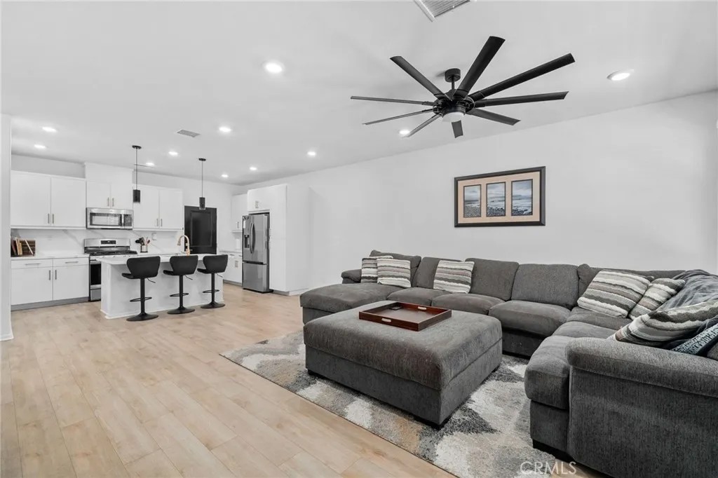 5604 Altamura 3