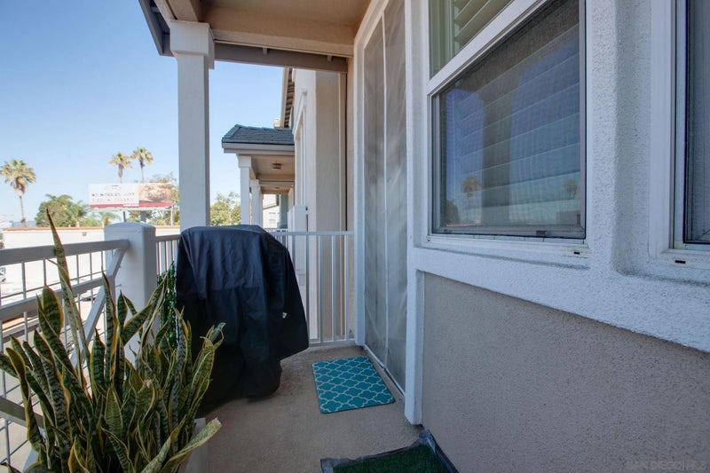 3030 Beachwood Bluff
