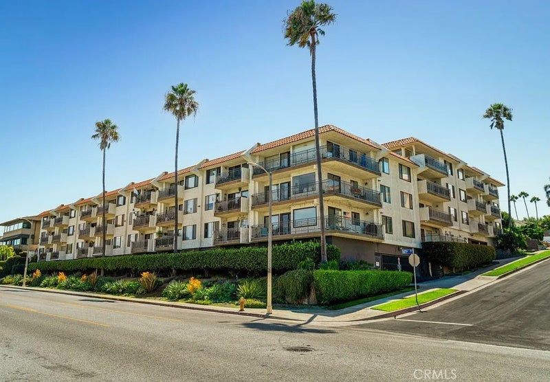 765 W 26th Street 105