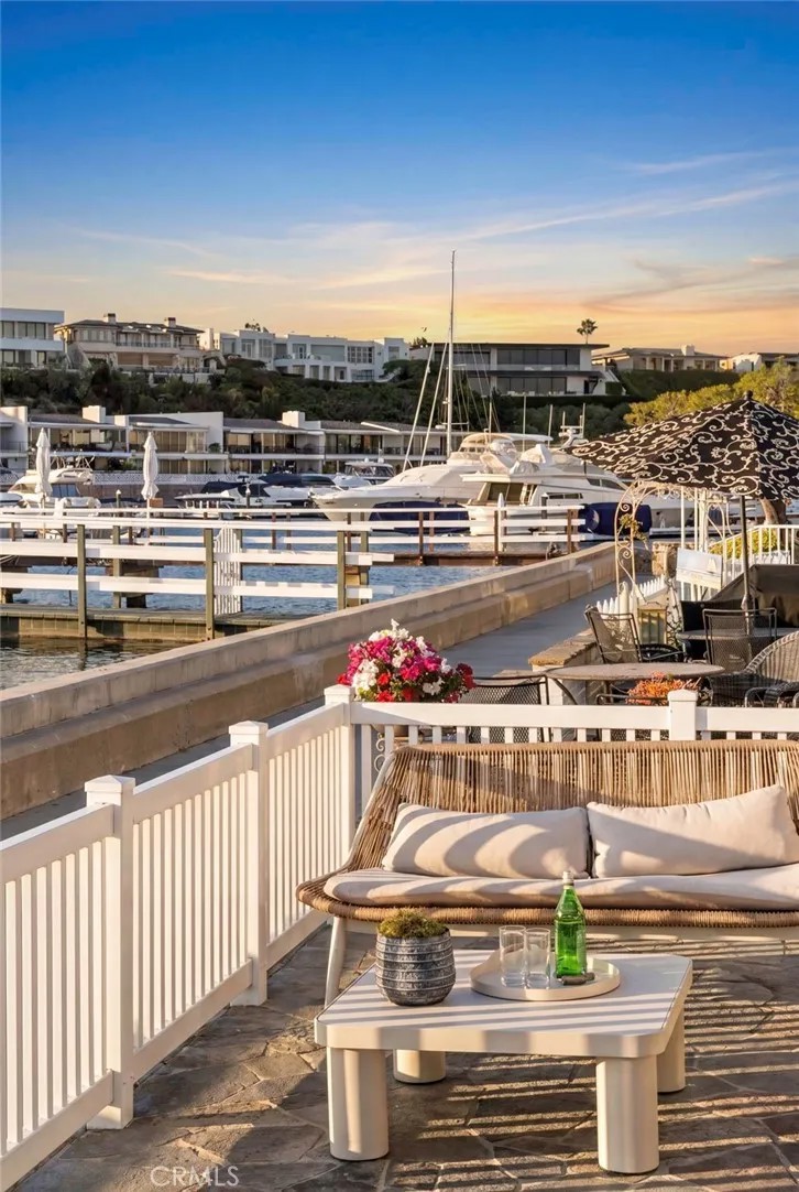 1403 N Bayfront