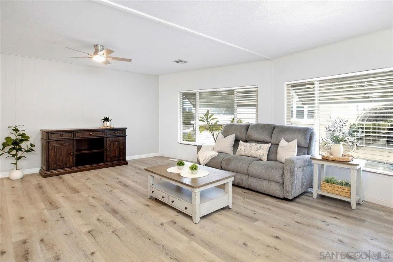 7226 San Benito St 350