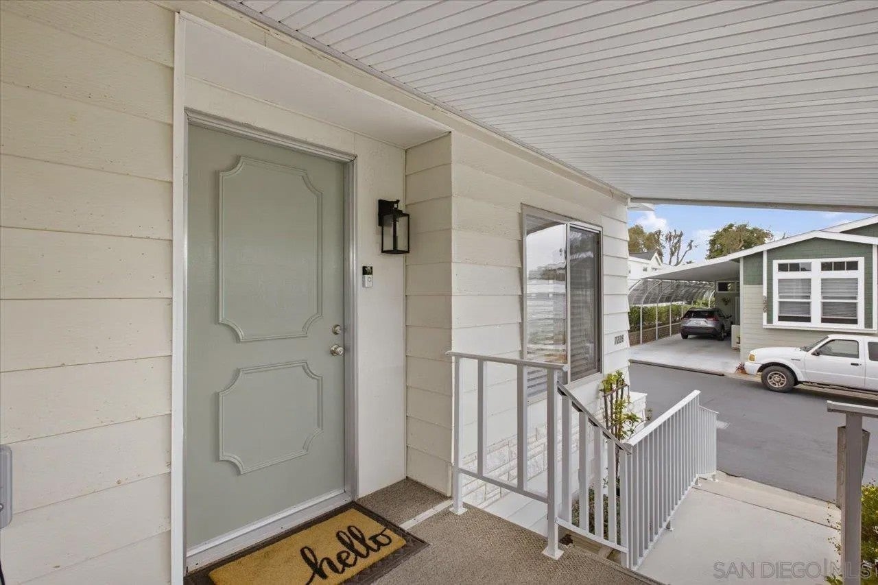 7226 San Benito St 350