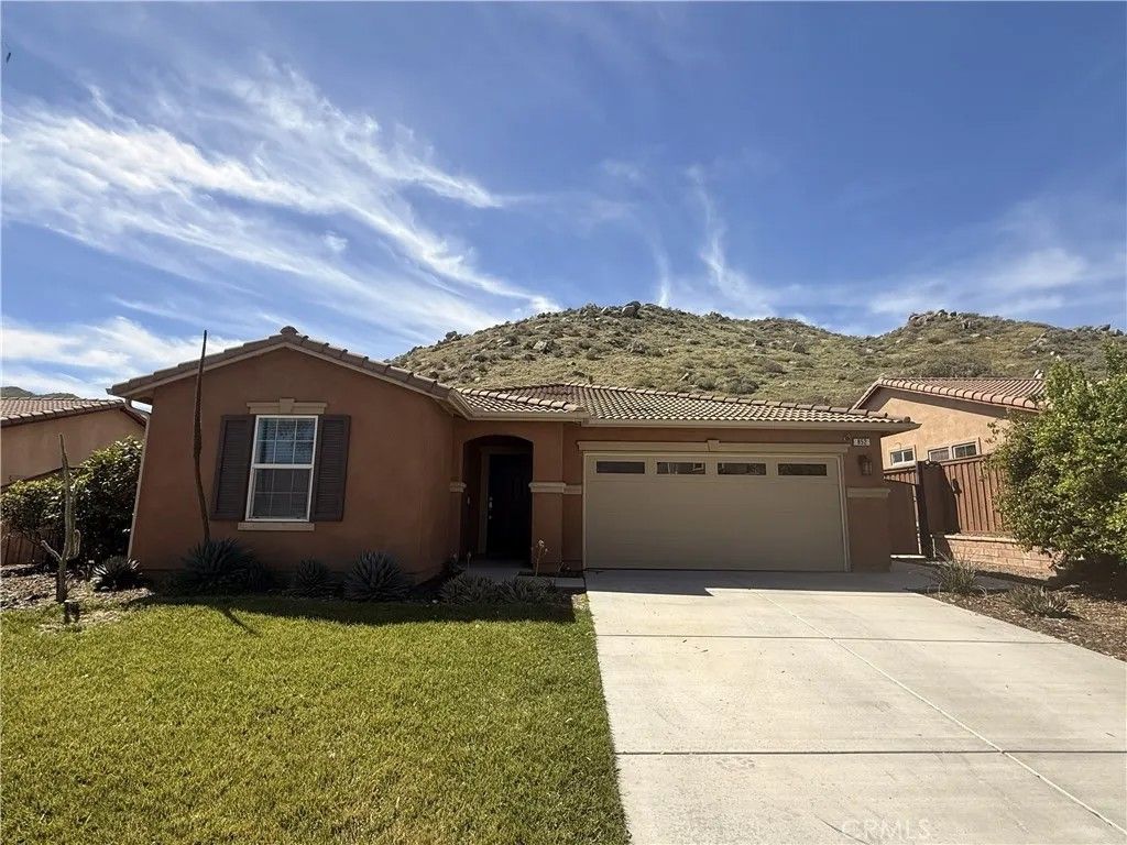 Photo of 852 Yukon Dr, San Jacinto, CA 92582 (MLS # CV26055566)