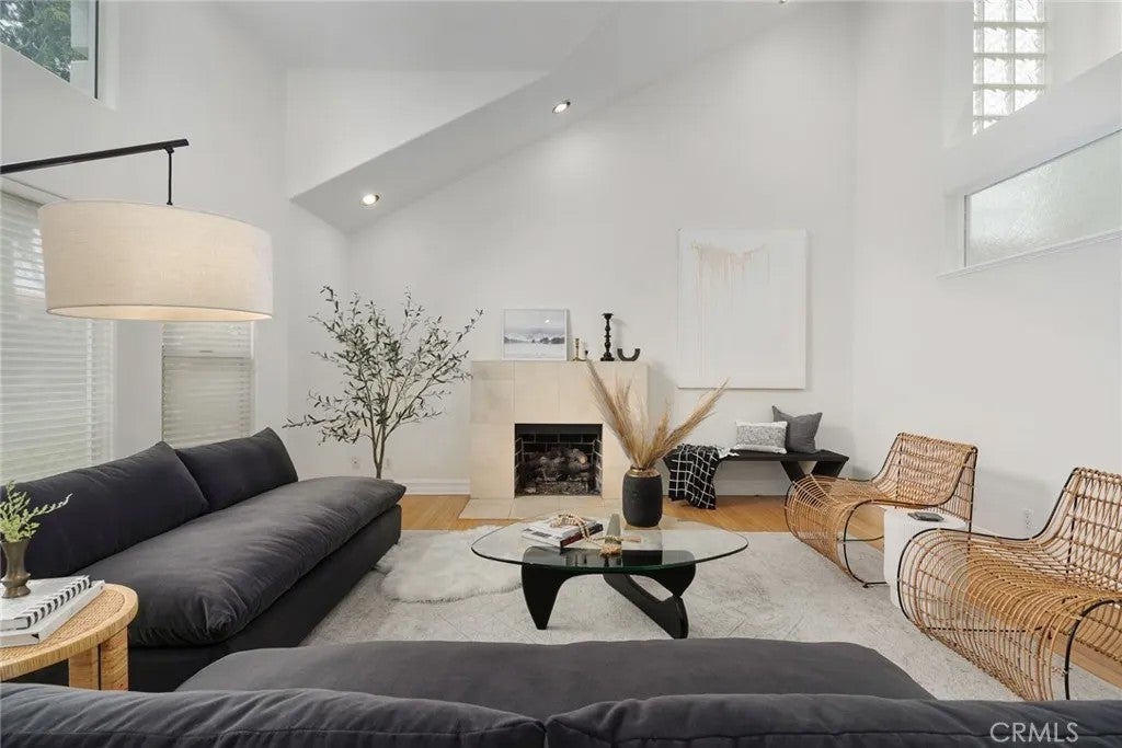 Photo of 11060 Wagner Street, Culver City, CA 90230 (MLS # SB26173652)