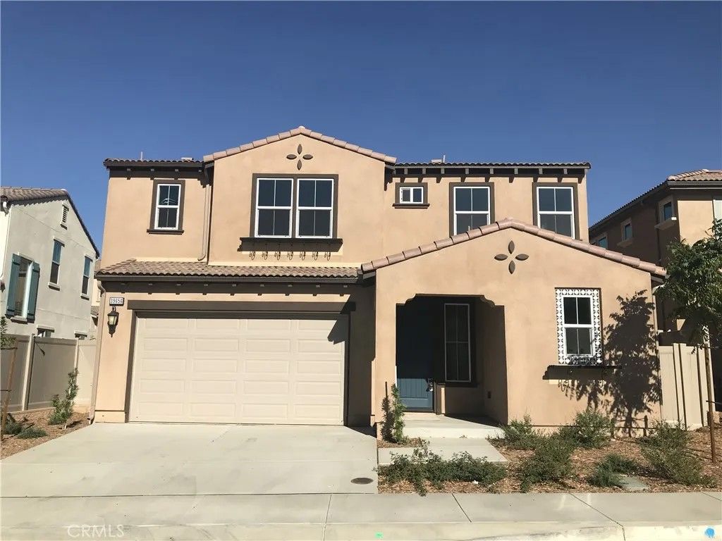 Photo of 39656 Strada Gabrille, Lake Elsinore, CA 92532 (MLS # SW26049623)