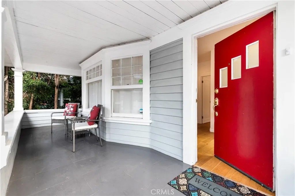 Photo of 6008 Carlton Way, Los Angeles, CA 90028 (MLS # SR26071118)