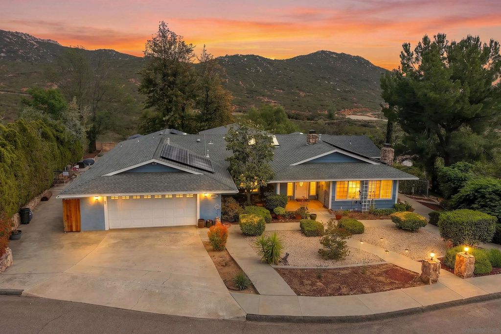 Photo of 24563 Del Amo Rd, Ramona, CA 92065 (MLS # 260010853)