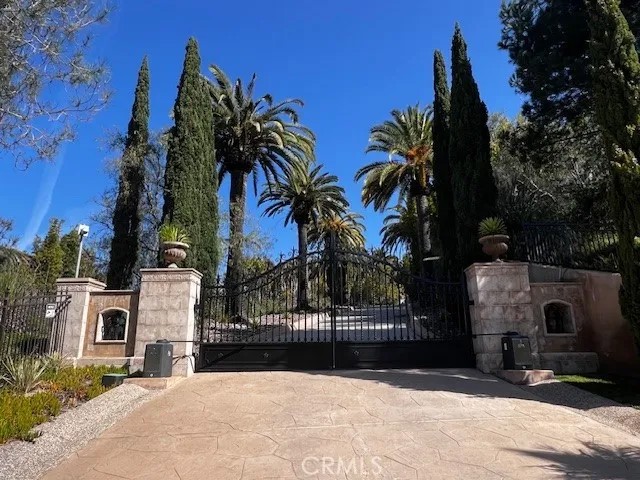 6884 Poco Lago
