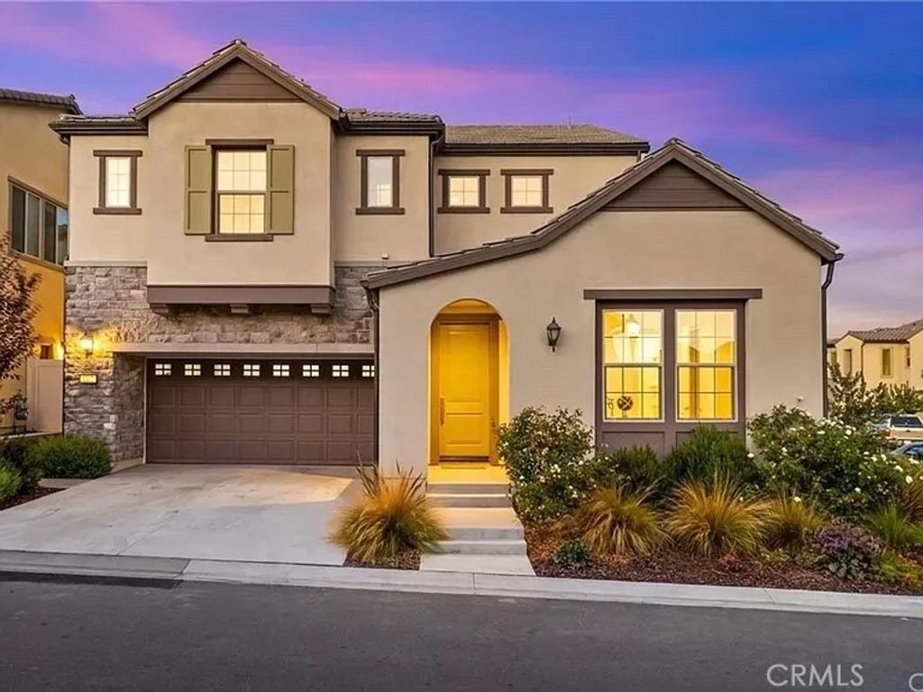 Photo of 2307 Arroyo Oaks Court, Lake Forest, CA 92610 (MLS # OC26074306)