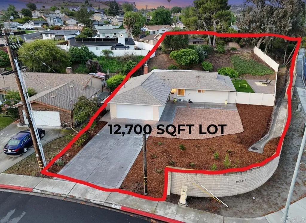 12401 Metate Lane