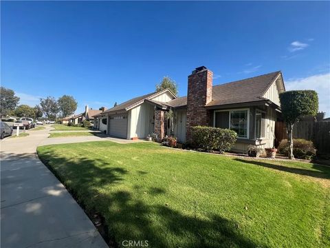 Tiny photo for 166 Bramble Court, Camarillo, CA 93010 (MLS # SR25236628)