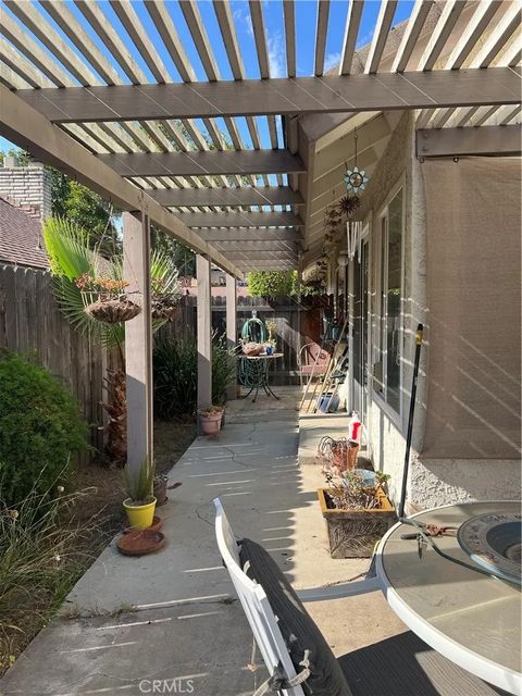 Tiny photo for 166 Bramble Court, Camarillo, CA 93010 (MLS # SR25236628)