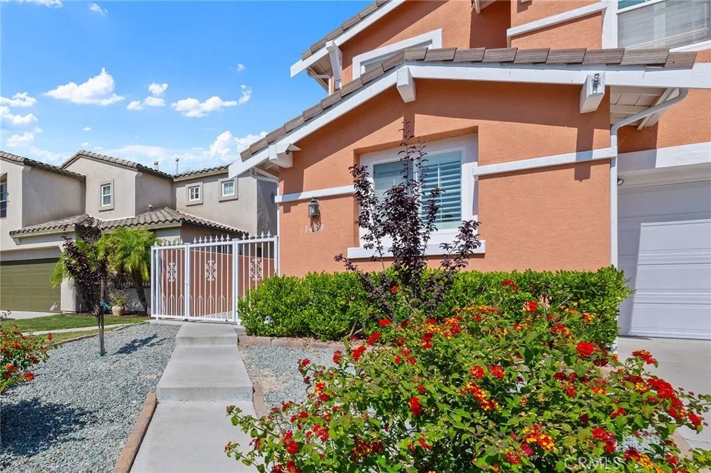 1427 Marble Canyon Way