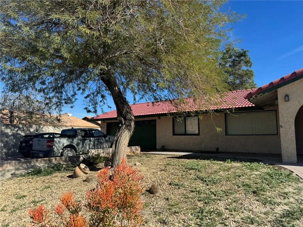 Photo of 27040 Ventura Dr, Cathedral City, CA 92234 (MLS # OC26010688)