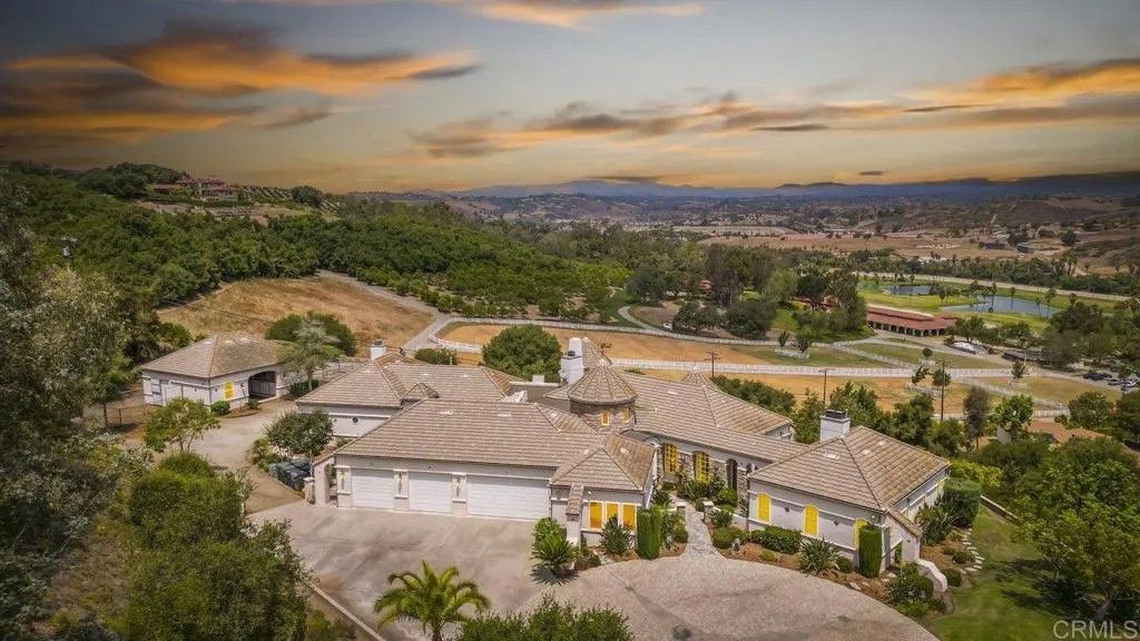Photo of 30002 Via Maria Elena, Bonsall, CA 92003 (MLS # NDP2507304)