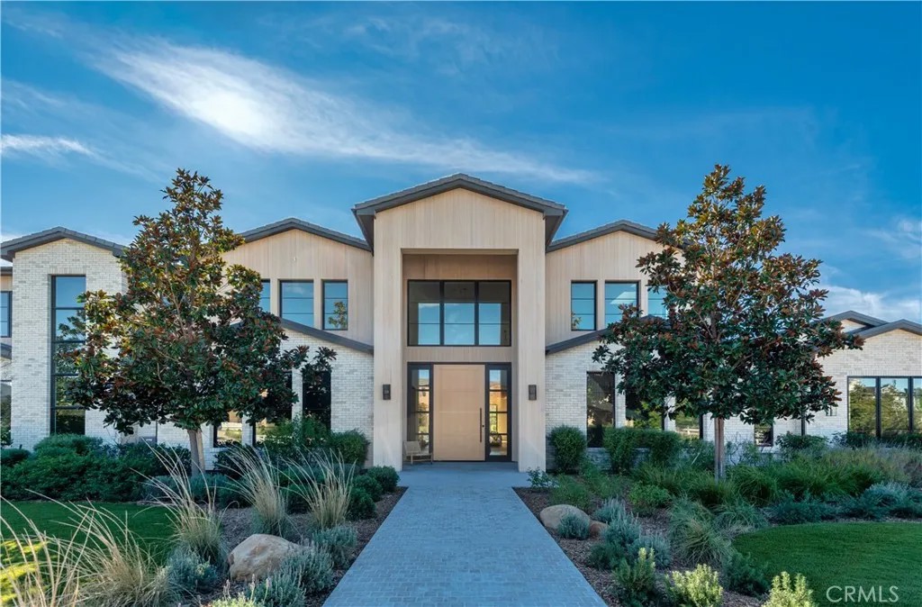 24050 HIDDEN RIDGE Road