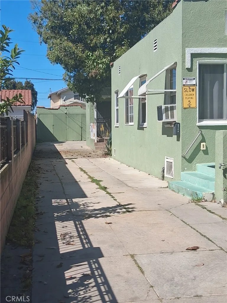 8469 Cypress