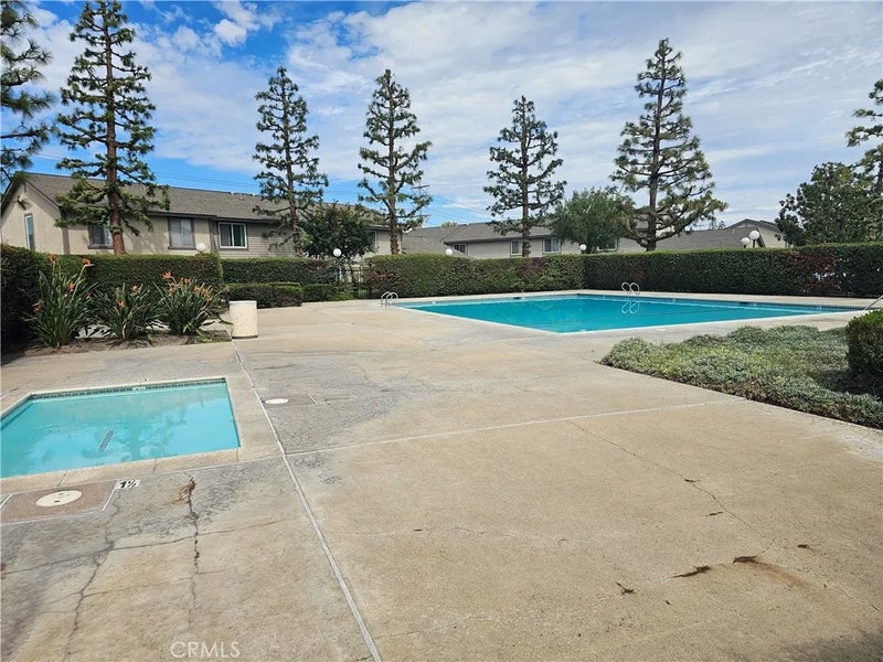 2990 Bradford D