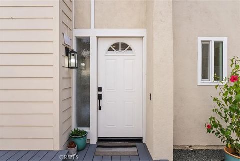 Tiny photo for 19662 Stern Lane, Huntington Beach, CA 92648 (MLS # OC25273962)