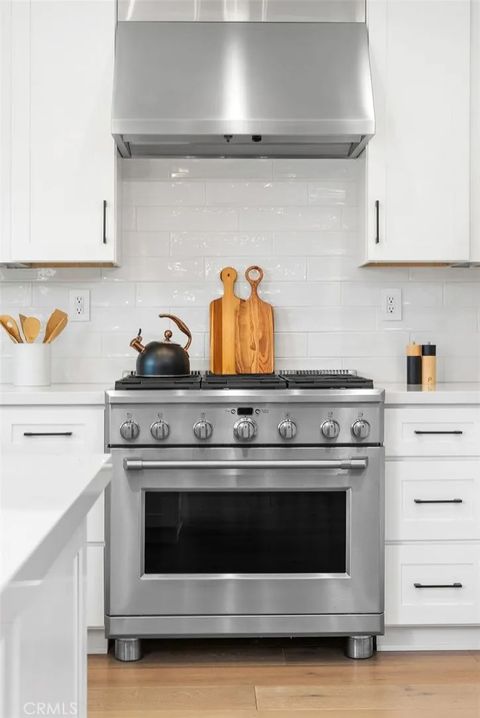 Tiny photo for 19662 Stern Lane, Huntington Beach, CA 92648 (MLS # OC25273962)