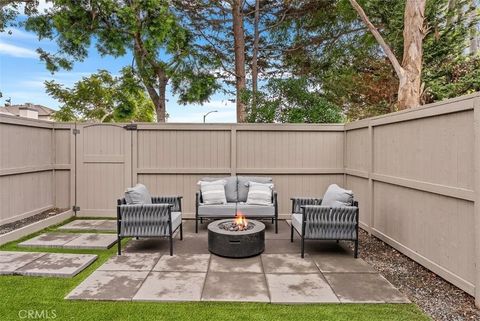 Tiny photo for 19662 Stern Lane, Huntington Beach, CA 92648 (MLS # OC25273962)