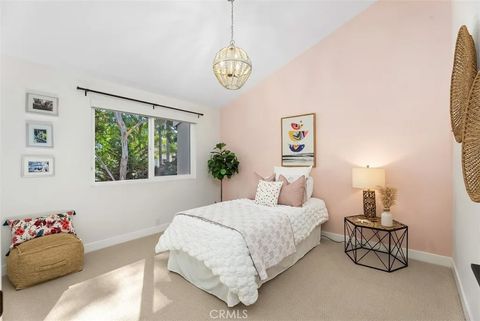 Tiny photo for 19662 Stern Lane, Huntington Beach, CA 92648 (MLS # OC25273962)