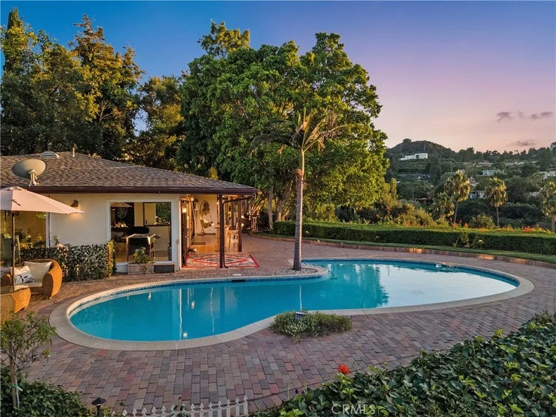 3701 Royal Meadow