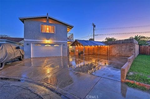 Photo of 8297 E Carburton St, Long Beach, CA 90808 (MLS # RS26059358)