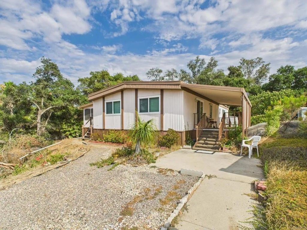 Photo of 13460 Hwy 8 Business #124, Lakeside, CA 92040 (MLS # PTP2505462)