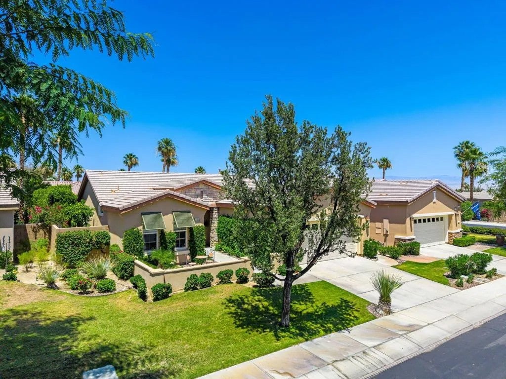 81484 Jacaranda Court