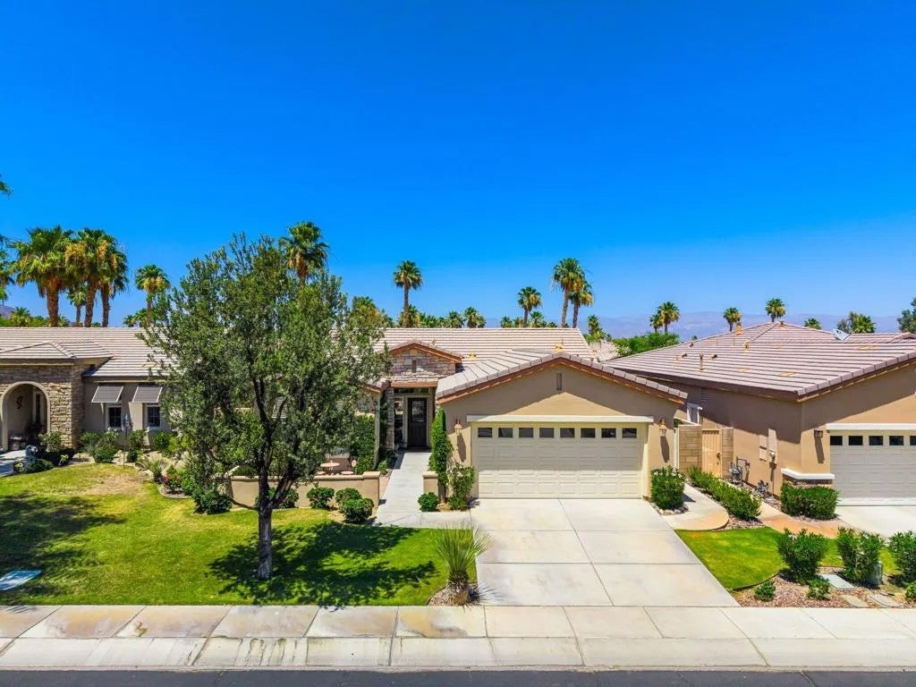 81484 Jacaranda Court