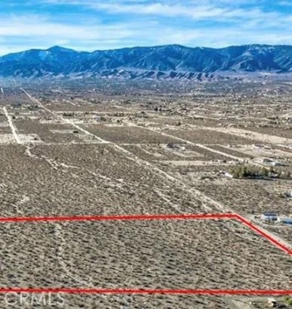 Photo of 0 Silver Rock, Pinon Hills, CA 92372 (MLS # HD26023894)