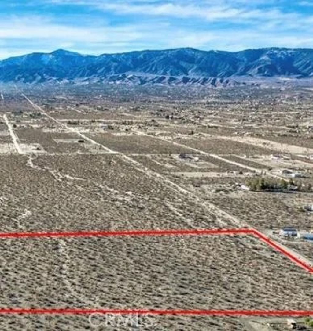 Photo of 0 Silver Rock, Pinon Hills, CA 92372 (MLS # HD26023894)