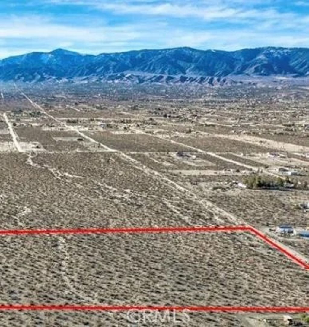 Photo of 0 Silver Rock, Pinon Hills, CA 92372 (MLS # HD26023894)