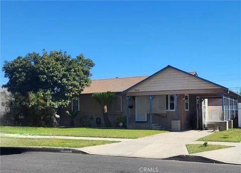 Photo of 8414 Cravell Ave, Pico Rivera, CA 90660 (MLS # DW25251860)