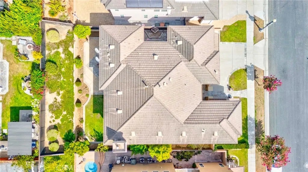 2055 Northam Drive