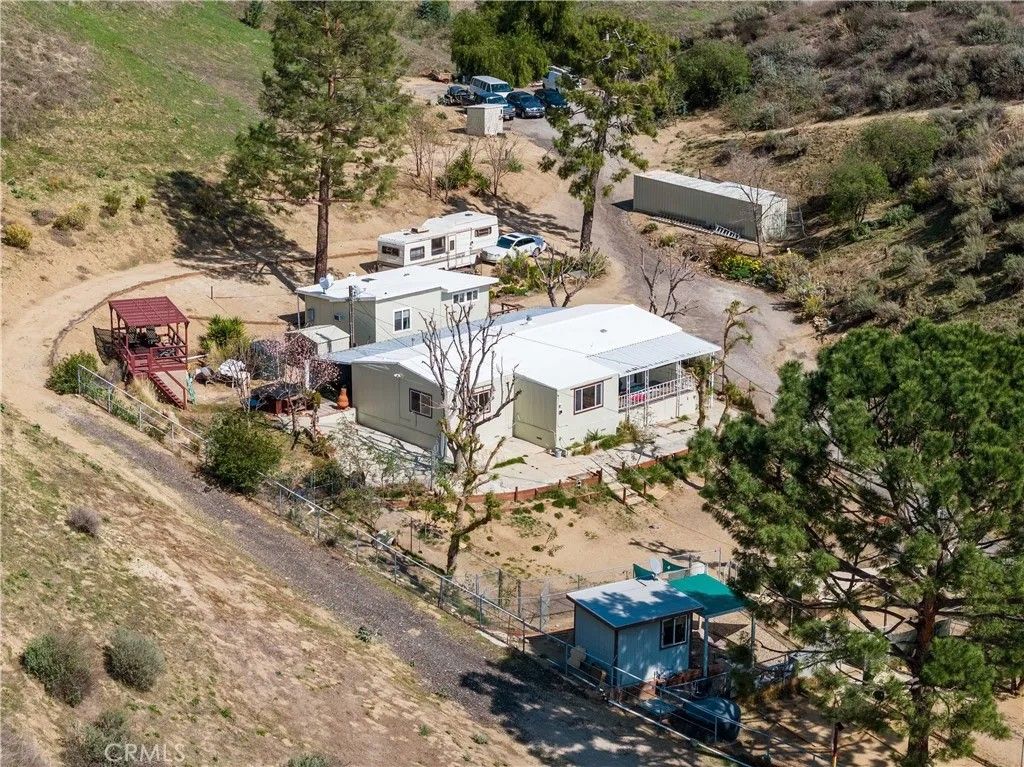 Photo of 28274 San Martinez Grande Canyon Road, Castaic, CA 91384 (MLS # SR25278567)