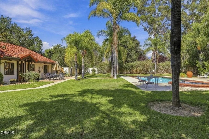 800 Oak Grove Court