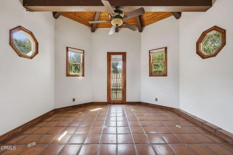 800 Oak Grove Court
