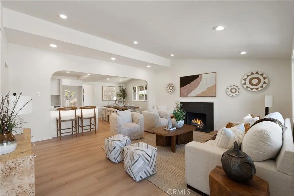 Photo of 2022 W Spruce Ave, Orange, CA 92868 (MLS # OC26023877)