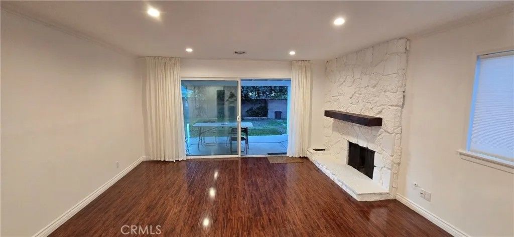 Photo of 10937 Collett Avenue, Granada Hills, CA 91344 (MLS # SR25276502)