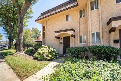 Photo of 2121 E Grand Ave #28G, Escondido, CA 92027 (MLS # 250036586) Photo of 2121 E Grand Ave #28G, Escondido, CA 92027 (MLS # 250036586)