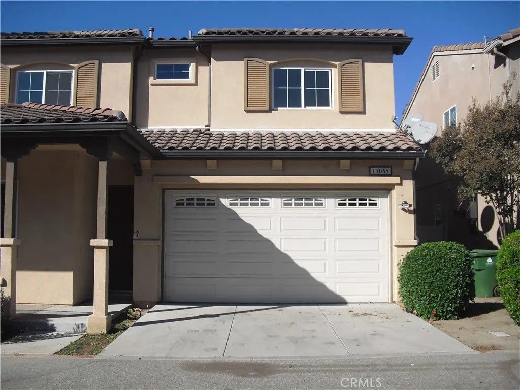 Photo of 11045 Benjamin Lane, Granada Hills, CA 91344 (MLS # SR25273377)